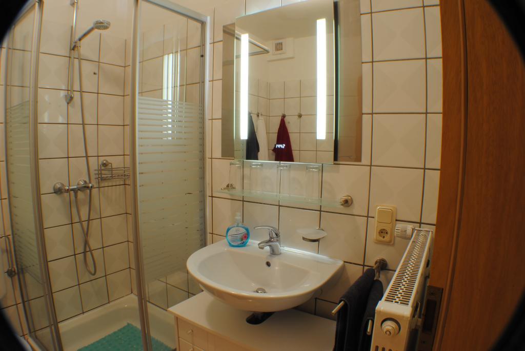 Apartmenthaus „Am Gersthof“ Am Nationalpark Kellerwald-Edersee Gellershausen Buitenkant foto