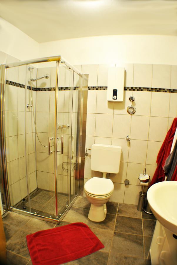 Apartmenthaus „Am Gersthof“ Am Nationalpark Kellerwald-Edersee Gellershausen Buitenkant foto